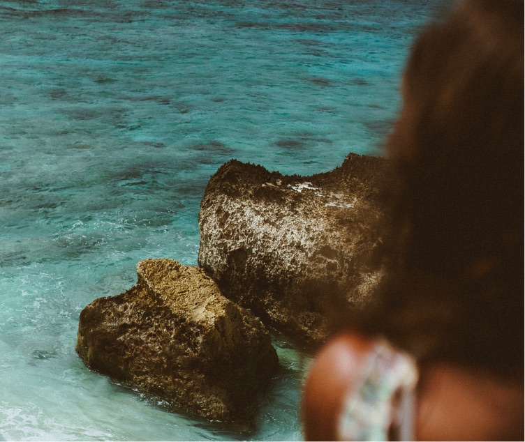 Women looking at the ocean of the national park.